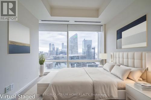 3709 - 180 University Avenue, Toronto, ON - Indoor Photo Showing Bedroom