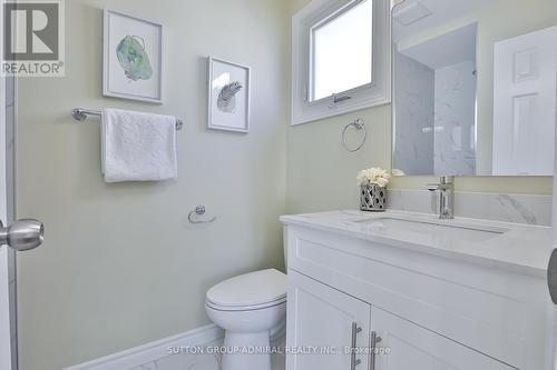 40 Longbow Square, Toronto, ON - Indoor Photo Showing Bathroom