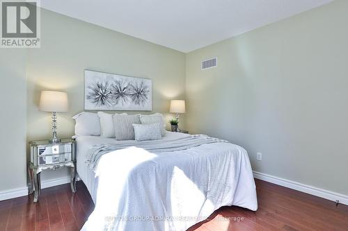 40 Longbow Square, Toronto, ON - Indoor Photo Showing Bedroom