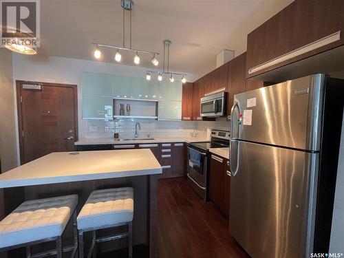 410 2101 Heseltine Road, Regina, SK - Indoor Photo Showing Kitchen With Upgraded Kitchen