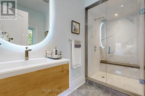 12 Resolution Crescent, Toronto, ON - Indoor Photo Showing Bathroom