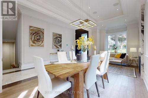 12 Resolution Crescent, Toronto, ON - Indoor Photo Showing Dining Room