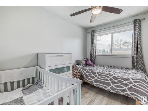 9304/08 127 Av Nw, Edmonton, AB - Indoor Photo Showing Bedroom