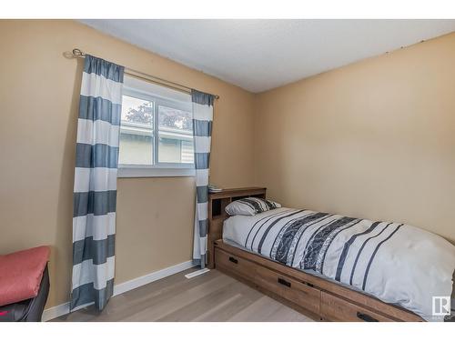 9304/08 127 Av Nw, Edmonton, AB - Indoor Photo Showing Bedroom