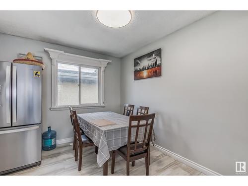 9304/08 127 Av Nw, Edmonton, AB - Indoor Photo Showing Dining Room