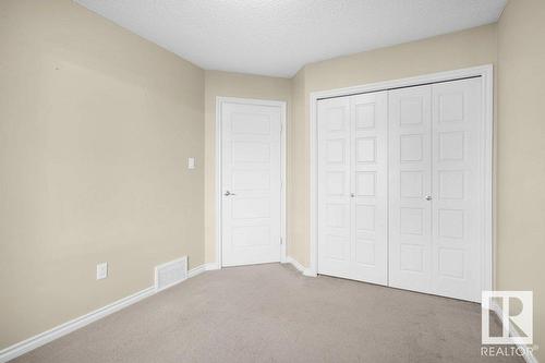 582 Tamarack Rd Nw Nw, Edmonton, AB - Indoor Photo Showing Other Room