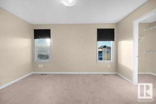 582 Tamarack Rd Nw Nw, Edmonton, AB - Indoor Photo Showing Other Room