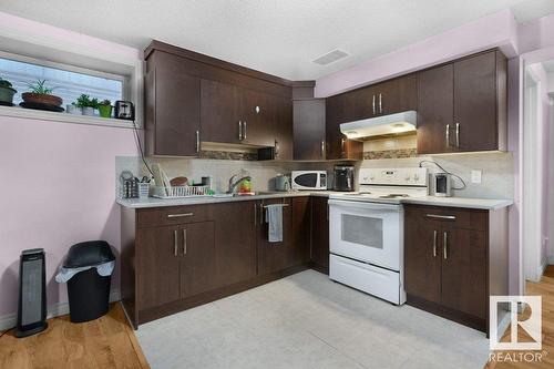 582 Tamarack Rd Nw Nw, Edmonton, AB - Indoor Photo Showing Kitchen