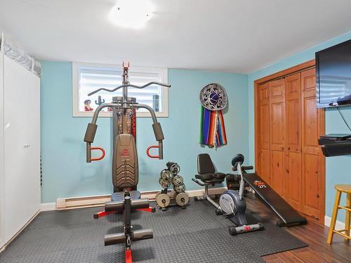 Bedroom - 39 Rue Monseigneur-Dorais, Mercier, QC - Indoor Photo Showing Gym Room