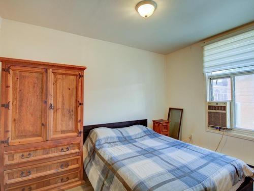 Chambre Ã  coucher principale - 2346  - 2348 Place Larivière, Montréal (Ville-Marie), QC - Indoor Photo Showing Bedroom