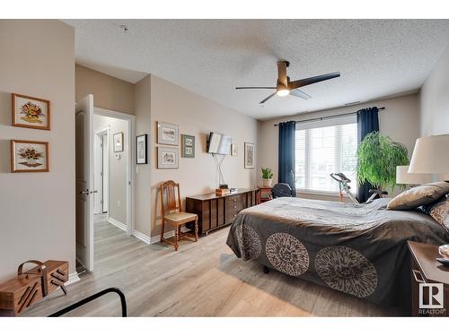 9820 165 St Nw, Edmonton, AB - Indoor Photo Showing Bedroom