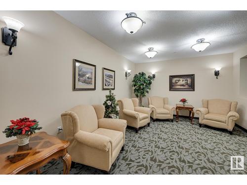 9820 165 St Nw, Edmonton, AB - Indoor Photo Showing Living Room