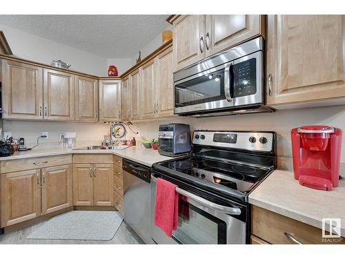 9820 165 St Nw, Edmonton, AB - Indoor Photo Showing Kitchen