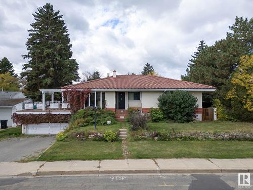 4801 Ada Bv Nw, Edmonton, AB - Outdoor