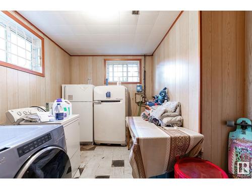 4801 Ada Bv Nw, Edmonton, AB - Indoor Photo Showing Laundry Room