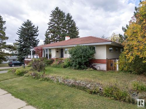 4801 Ada Bv Nw, Edmonton, AB - Outdoor