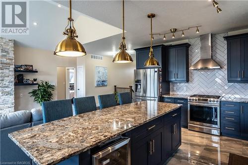 432 Devonshire Road, Port Elgin, ON - Indoor Photo Showing Kitchen With Upgraded Kitchen