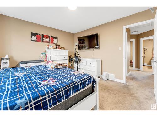 3723 11 St Nw, Edmonton, AB - Indoor Photo Showing Bedroom