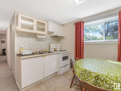 12719 114 St Nw, Edmonton, AB - Indoor Photo Showing Kitchen With Double Sink