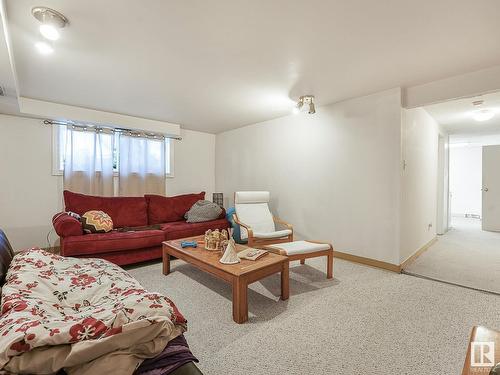 12719 114 St Nw, Edmonton, AB - Indoor Photo Showing Living Room