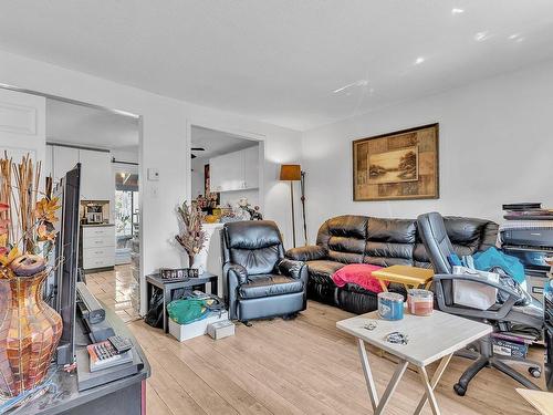 Salon - 81  - 83 Rue Bouladier, Gatineau (Buckingham), QC - Indoor Photo Showing Living Room