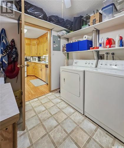 303 360 Cypress Drive, Swift Current, SK - Indoor Photo Showing Laundry Room