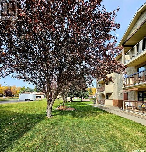 303 360 Cypress Drive, Swift Current, SK - Outdoor With Balcony