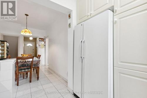 405 Northcliffe Boulevard, Toronto, ON - Indoor Photo Showing Dining Room