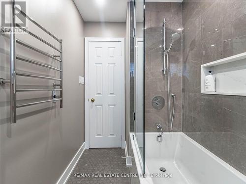 93 Drinkwater Road, Brampton, ON - Indoor Photo Showing Bathroom