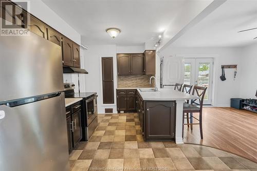 1229 Fairview Boulevard, Windsor, ON - Indoor Photo Showing Kitchen