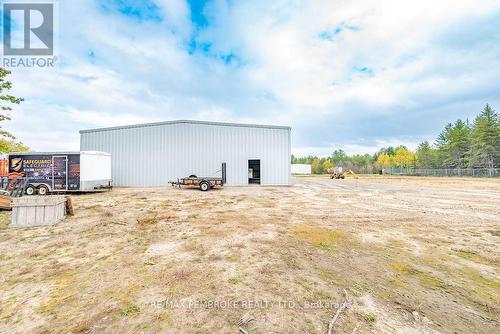 99 Industrial Avenue, Petawawa, ON 