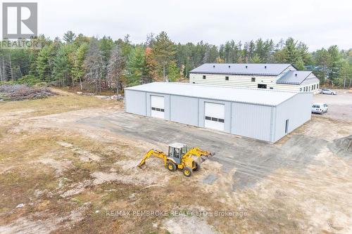 99 Industrial Avenue, Petawawa, ON 