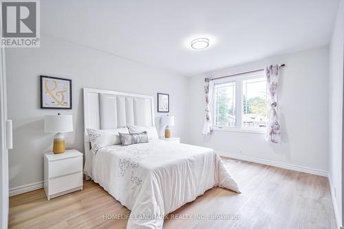 8 Whistling Hills Drive, Toronto, ON - Indoor Photo Showing Bedroom