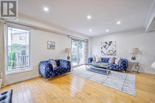 8 Whistling Hills Drive, Toronto, ON - Indoor Photo Showing Living Room