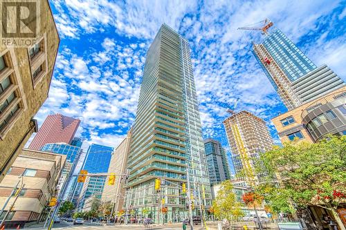 809 - 33 Lombard Street, Toronto, ON - Outdoor With Facade