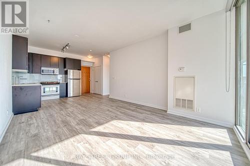 809 - 33 Lombard Street, Toronto, ON - Indoor Photo Showing Kitchen