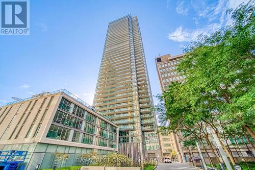 809 - 33 Lombard Street, Toronto, ON - Outdoor With Facade