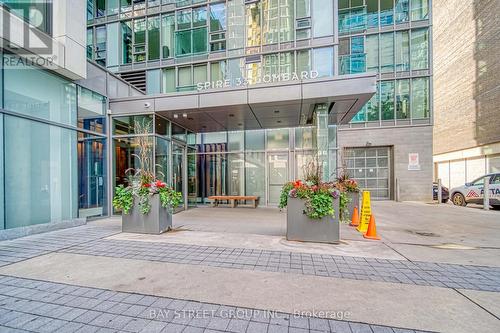 809 - 33 Lombard Street, Toronto, ON - Outdoor