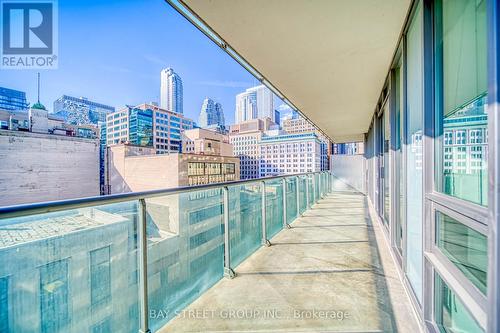 809 - 33 Lombard Street, Toronto, ON - Outdoor