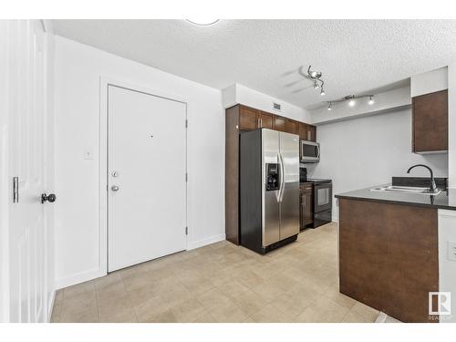 #303 11816 22 Av Sw, Edmonton, AB - Indoor Photo Showing Kitchen