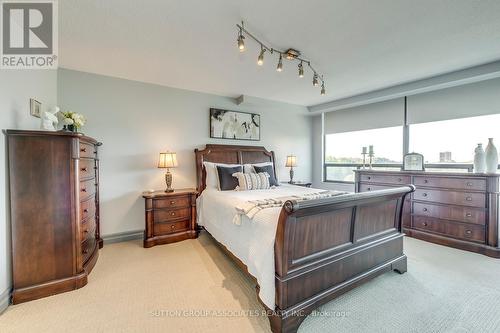 809 - 22 Shallmar Boulevard, Toronto, ON - Indoor Photo Showing Bedroom