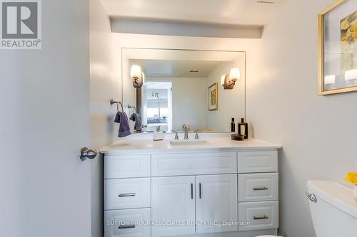 809 - 22 Shallmar Boulevard, Toronto, ON - Indoor Photo Showing Bathroom