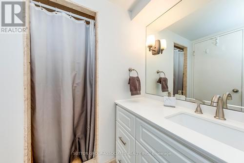 809 - 22 Shallmar Boulevard, Toronto, ON - Indoor Photo Showing Bathroom