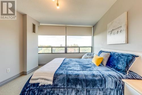 809 - 22 Shallmar Boulevard, Toronto, ON - Indoor Photo Showing Bedroom