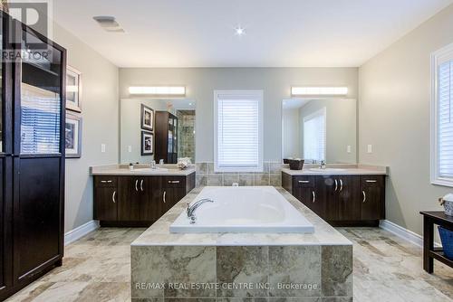 30 Deanston Court, Brampton, ON - Indoor Photo Showing Bathroom