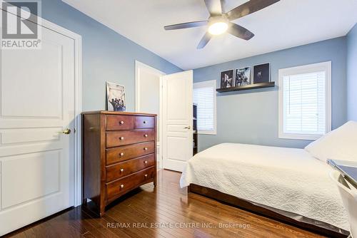 30 Deanston Court, Brampton, ON - Indoor Photo Showing Bedroom