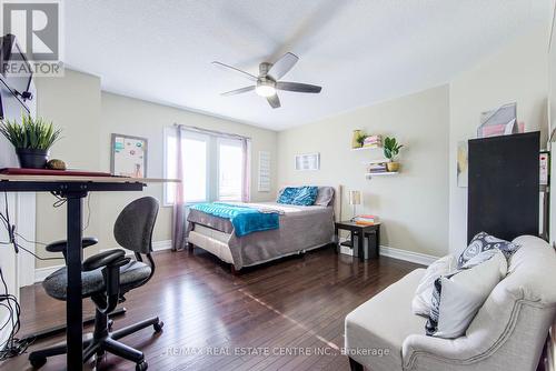 30 Deanston Court, Brampton, ON - Indoor Photo Showing Bedroom