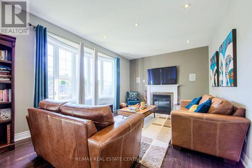 30 Deanston Court, Brampton, ON - Indoor Photo Showing Living Room With Fireplace