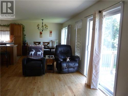 40 Lori Lane, North Dundas, ON - Indoor