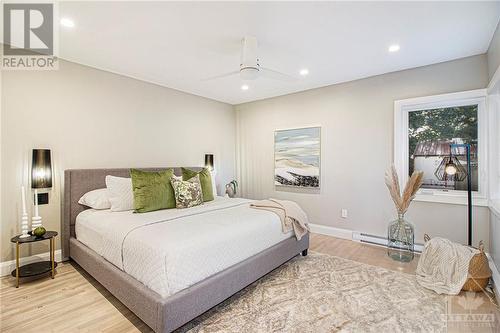 50 Elliot Avenue, Ottawa, ON - Indoor Photo Showing Bedroom